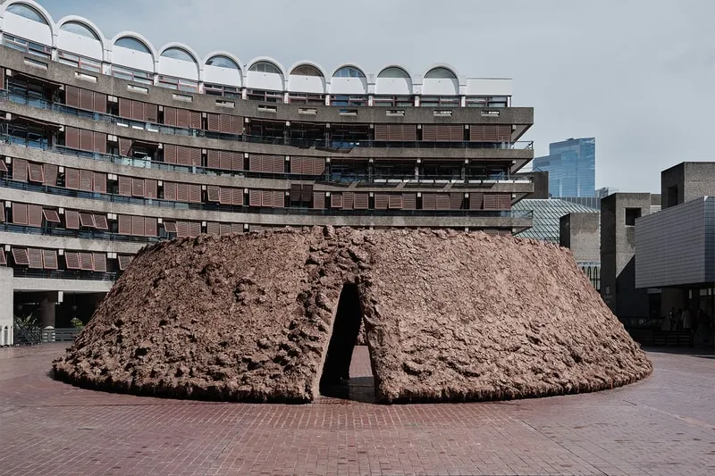 Dirt just walked into the Barbican and it did NOT come to play