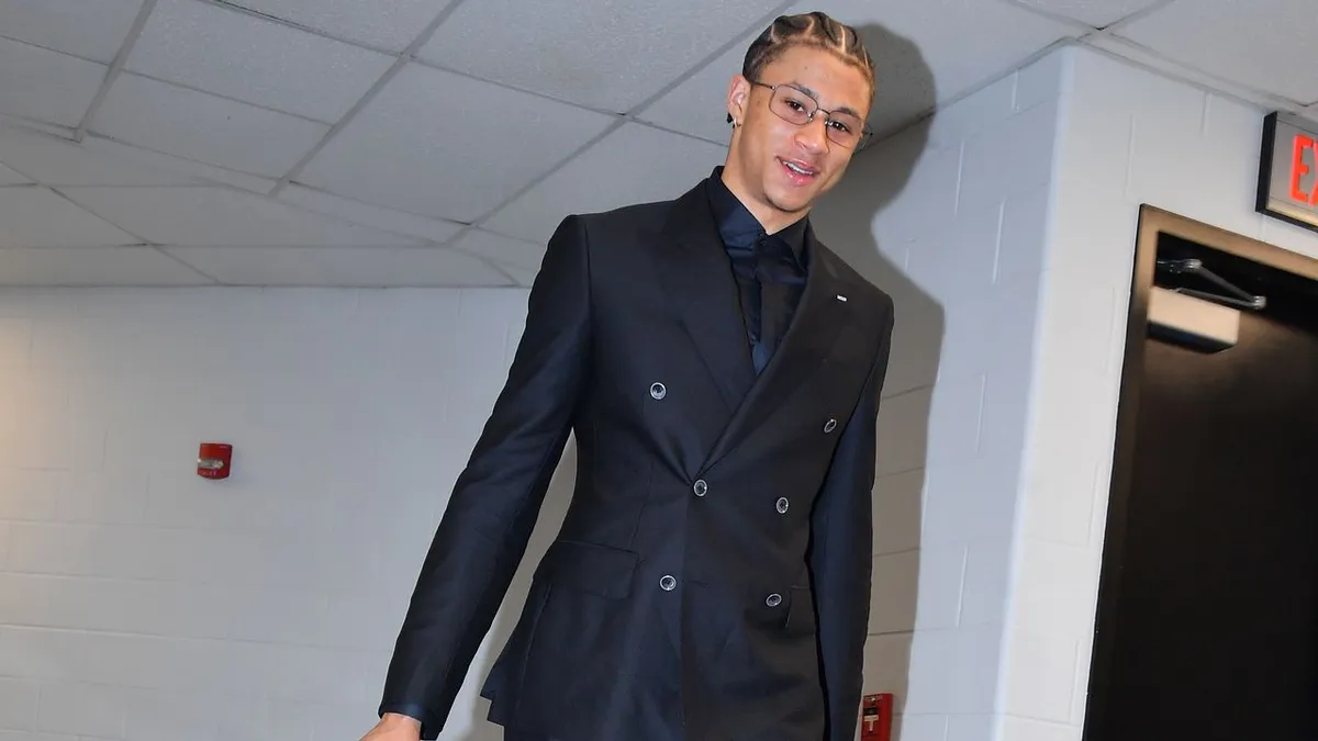 The San Antonio Spurs showed up to the playoffs dressed like a villain origin story