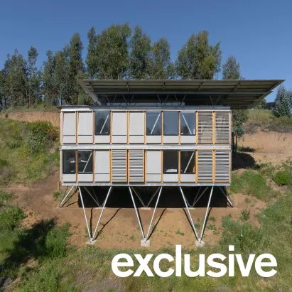 These stilted modular homes walk so Chilean architecture can run