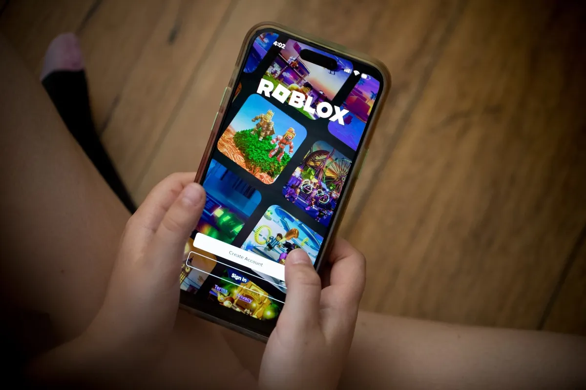 Roblox just made it harder for your kid to accidentally befriend a 47-year-old